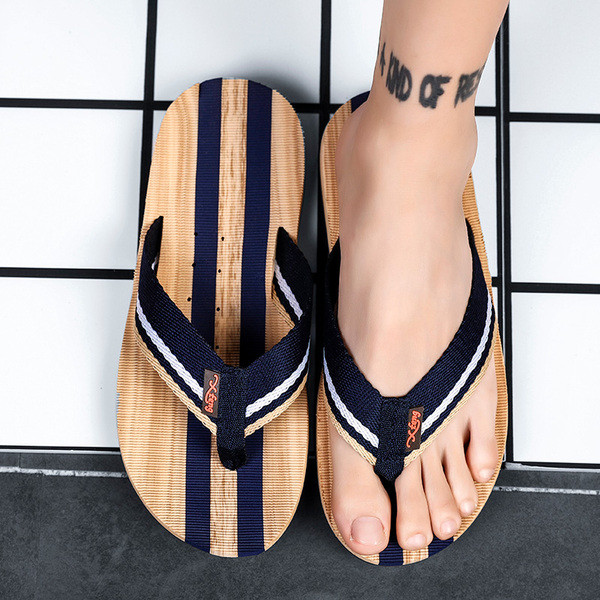 Férfi hétköznapi papucs három színben, lapos talppal