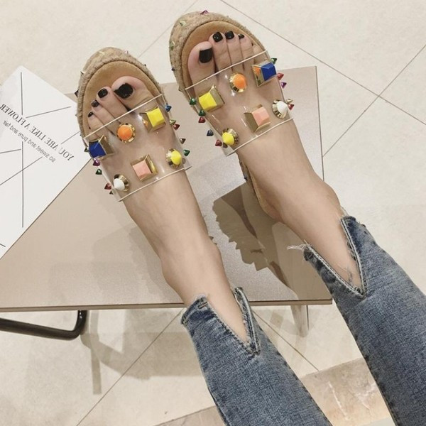 Stílusos női papucs átlátszó pánttal és kövekkel