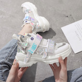 ÚJ Modern női tornacipő durva talppal, két színben