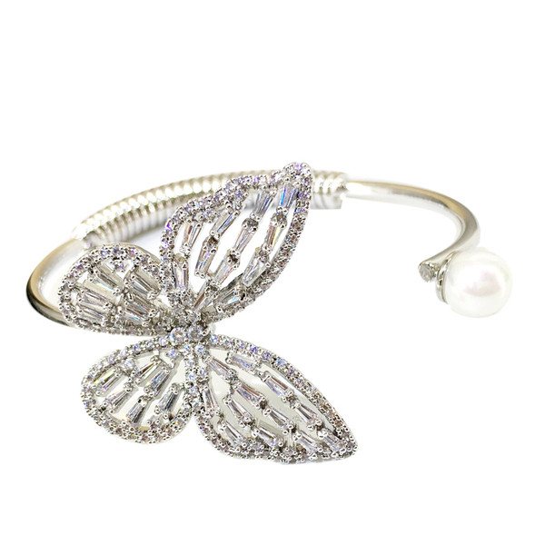 Stílusos női karkötő kő elemekkel