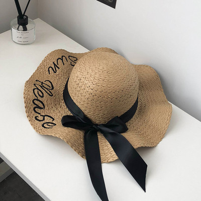 Μοντέρνο καλοκαιρινό καπέλο με επιγραφή και σατέν κορδέλα σε διάφορα χρώματα