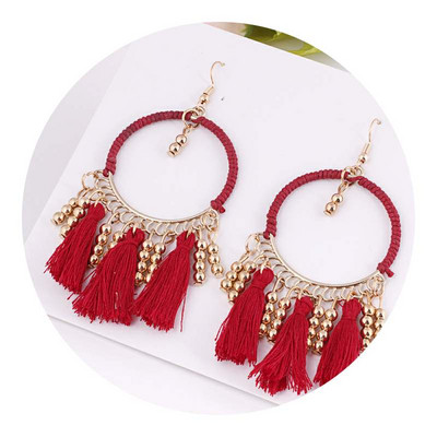 Κομψά γυναικεία σκουλαρίκια με φούντα σε διάφορα χρώματα