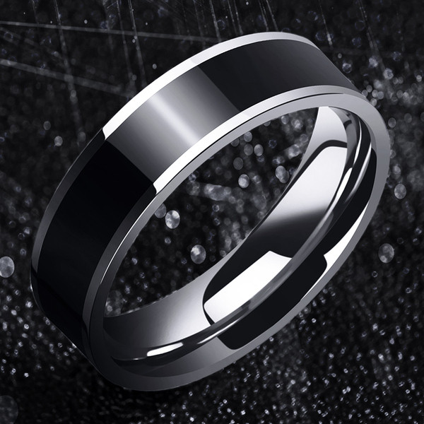 Μοντέρνο ανδρικό δαχτυλίδι σε μαύρο χρώμα