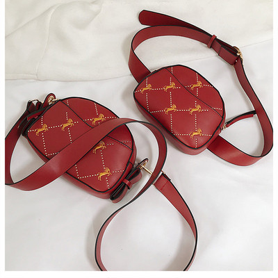 Μοντέρνα έκο δερμάτινη γυναικεία τσάντα με κεντήματα σε διάφορα χρώματα