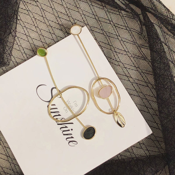 Modern női hosszú fülbevaló színes kövekkel