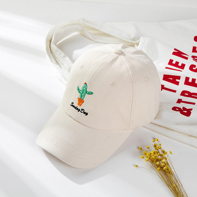 Γυναικείο καπέλο καλοκαιρινό με κεντήματα σε διάφορα χρώματα