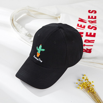 Γυναικείο καπέλο καλοκαιρινό με κεντήματα σε διάφορα χρώματα