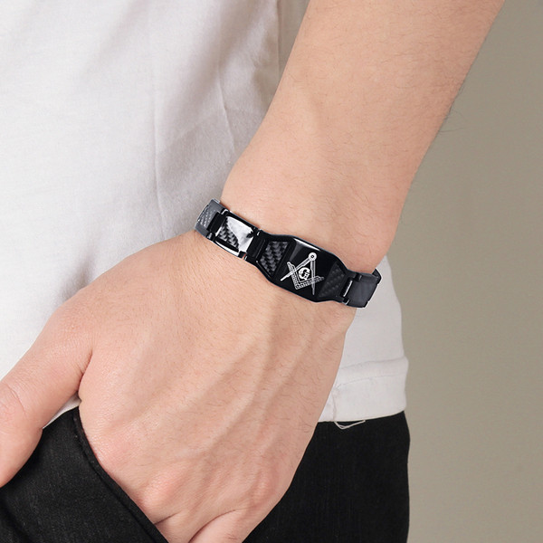 Κομψό ανδρικό βραχιόλι σε τρία χρώματα δύο μοντέλα