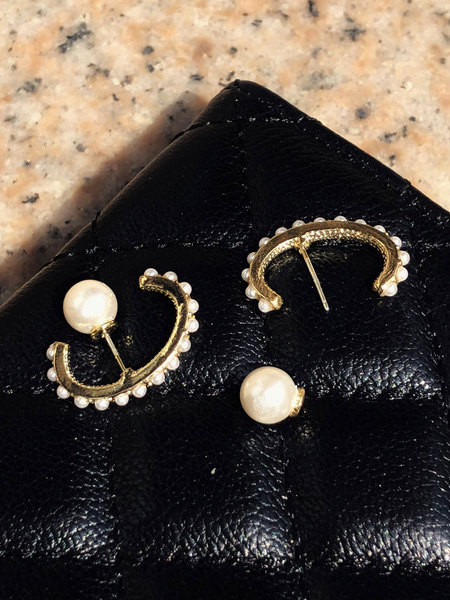 Hétköznapi női gyöngyös fülbevaló új modellje