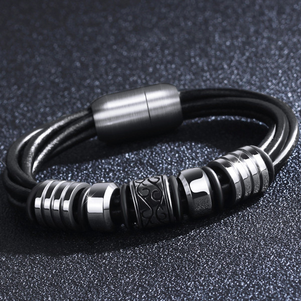 Bratara barbateasca moderna din piele ecologica cu elemente metalice