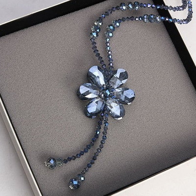 Hosszú női nyaklánc 3D elemmel több színben