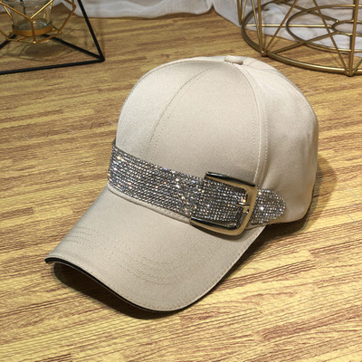 Modern női sapka napellenzővel és kövekkel több színben