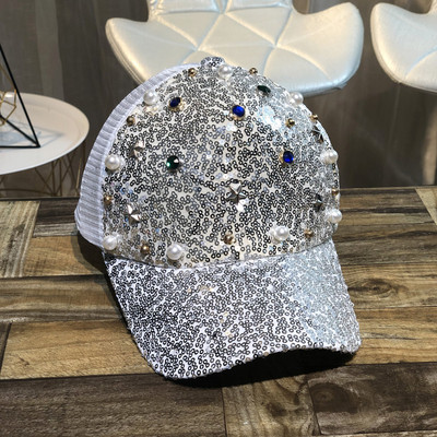 Γυαλιστερό γυναικείο καπέλο με πούλιες σε διάφορα χρώματα - δύο μοντέλα