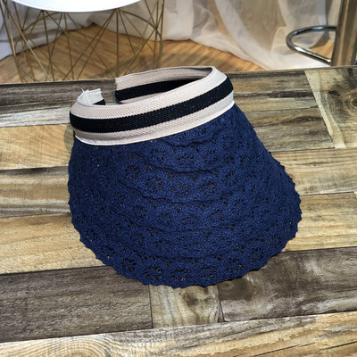 Κομψό γυναικέιο καπέλο με γείσο με δαντέλα σε διάφορα χρώματα