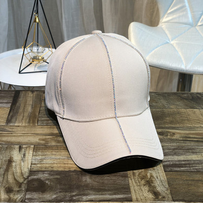 Καθημερινό γυναικείο  καπέλο με γείσο σε διάφορα χρώματα