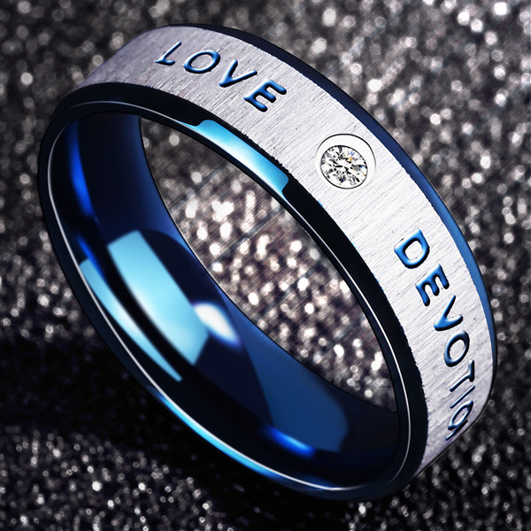 Μοντέρνο ανδρικό δαχτυλίδι με επιγραφή και πέτρα