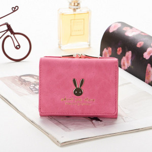 Κομψό ανδρικό πορτοφόλι με μεταλλικό στοιχείο σε διάφορα χρώματα