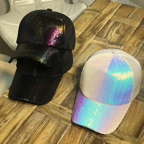 Fényes hatású nyári női sapka több színben