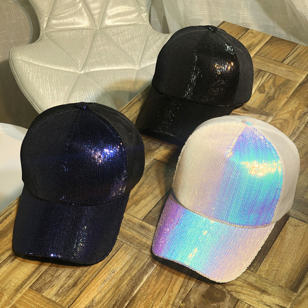 Fényes hatású nyári női sapka több színben