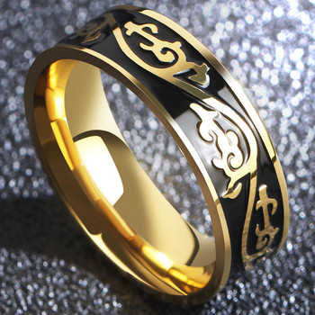 Μοντέρνο ανδρικό δαχτυλίδι σε χρυσό χρώμα