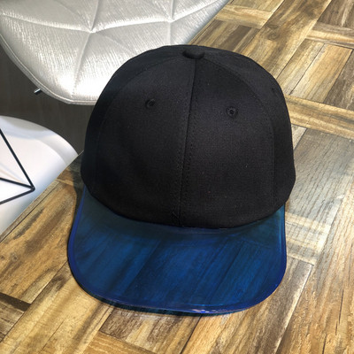 Nou model de pălărie cu vizor transparent potrivit pentru bărbați și femei