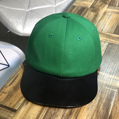 Nou model de pălărie cu vizor transparent potrivit pentru bărbați și femei