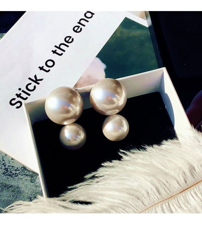 Καθημερινά γυναικεία σκουλαρίκια με πέρλες σε λευκό χρώμα