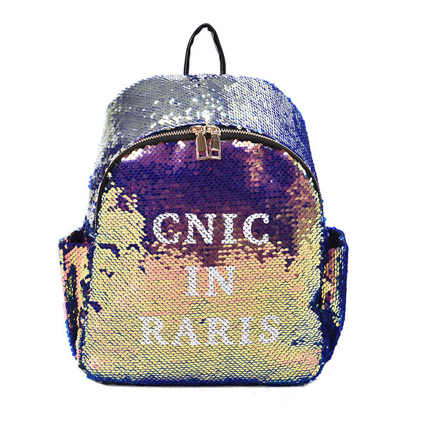 Μοντέρνα γυναικεία τσάντα  με πούλιες