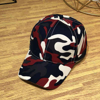 Μοντέρνο ανδρικό καπέλο με σχέδια καμουφλάζ σε διάφορα χρώματα