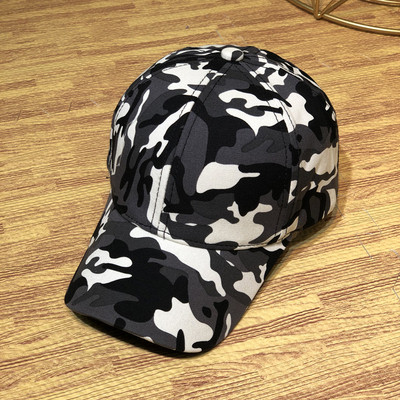Μοντέρνο ανδρικό καπέλο με σχέδια καμουφλάζ σε διάφορα χρώματα