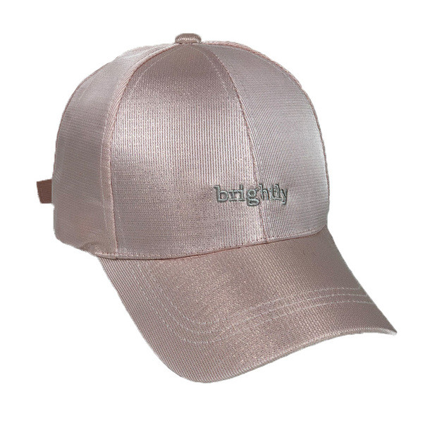 Pălărie casual de damă cu vizor și inscripție în negru, alb și roz