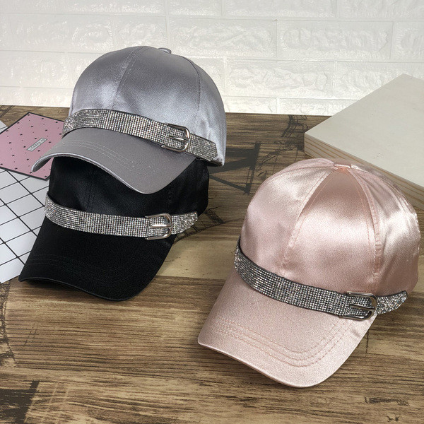 Κομψό γυναικείο καπέλο από σατέν με πέτρες σε διάφορα χρώματα