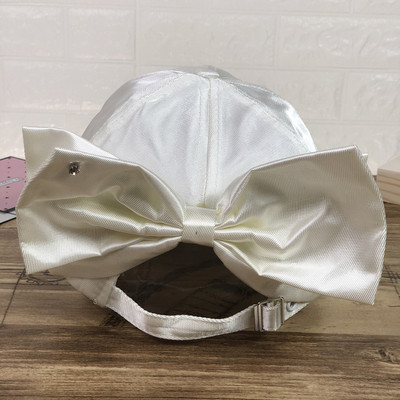 HIT Női sapka napellenzővel és szalaggal több színben