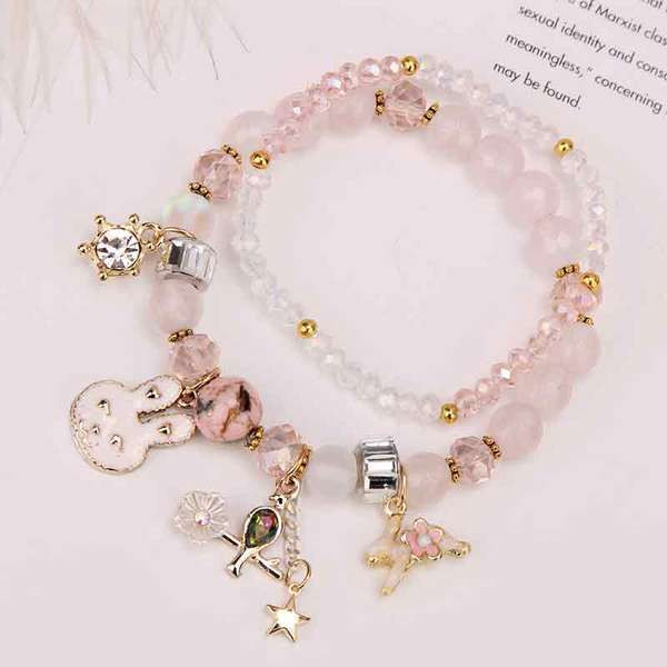 Női karkötő medálokkal - két modell