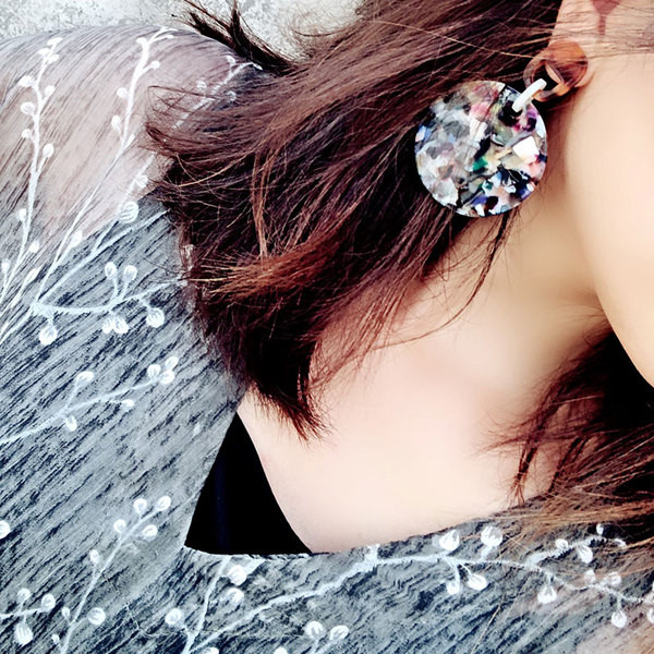 Modern női fülbevaló kerek formában