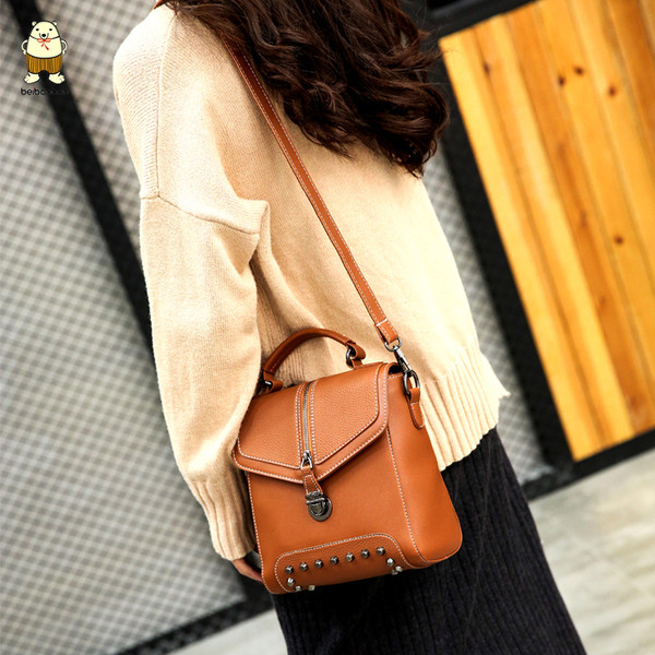 Modern női hátizsák fekete, barna és zöld színekben