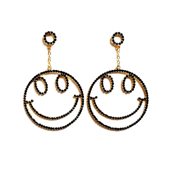 Fekete színű kövekkel díszített női fülbevaló új modellje