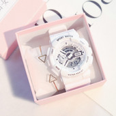 Modern női karóra különböző színekben karkötővel