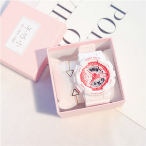 Modern női karóra különböző színekben karkötővel