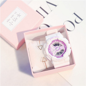 Modern női karóra különböző színekben karkötővel