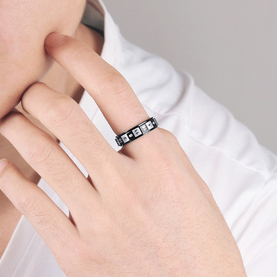 Modern férfi gyűrű két színben számokkal