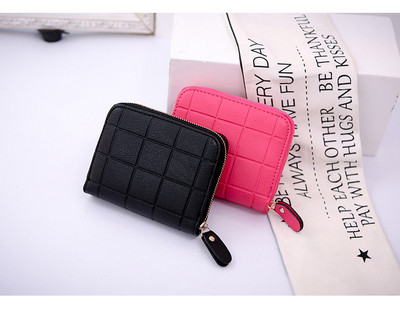 Ежедневен дамски портфейл с цип  в няколко цвята 