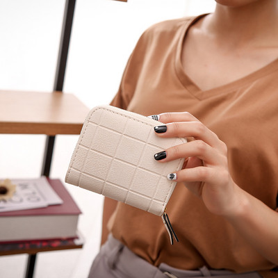 Καθημερινό γυναικείο πορτοφόλι  με φερμουάρ σε διάφορα χρώματα