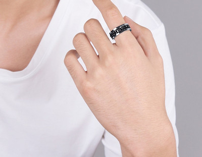 Stílusos férfi gyűrű két színben