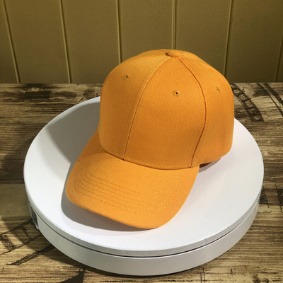 Sport-alkalmi sapka napellenzővel több színben, férfiak és nők számára egyaránt