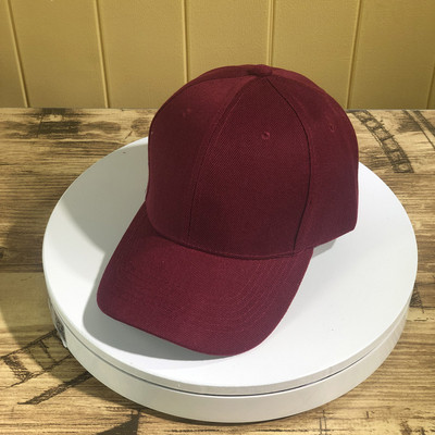 Sport-alkalmi sapka napellenzővel több színben, férfiak és nők számára egyaránt