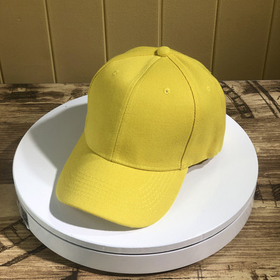 Sport-alkalmi sapka napellenzővel több színben, férfiak és nők számára egyaránt