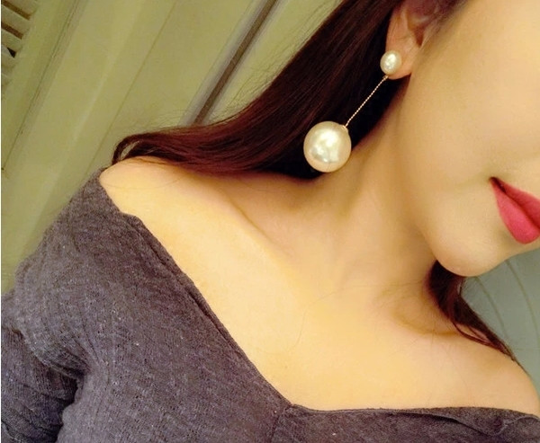 Aktuális hosszú, gyöngyös női fülbevaló