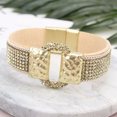 Elegáns női karkötő kövekkel több színben és fém csattal