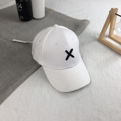 Casual ανδρικό καπέλο  με γείσο με μαύρο και άσπρο  χρώμα